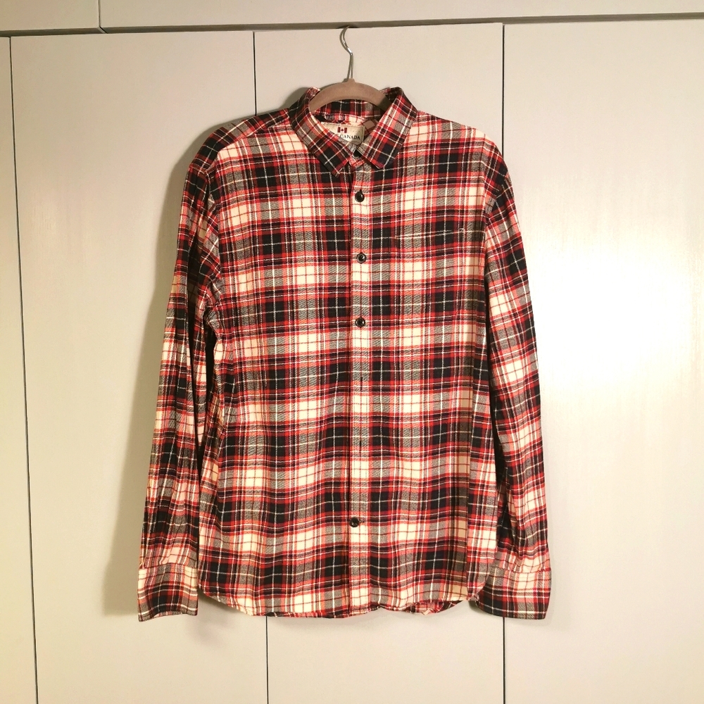 Roots flannel button up